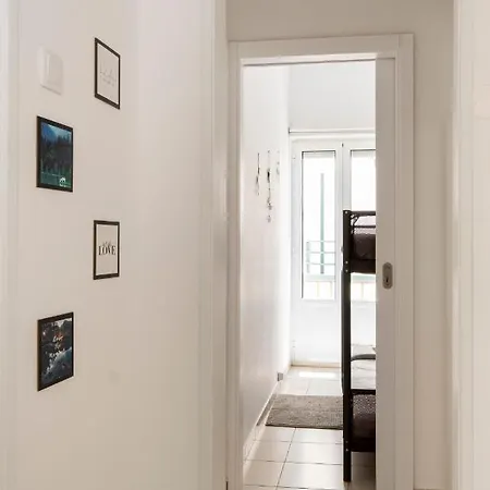 Flowers House 公寓